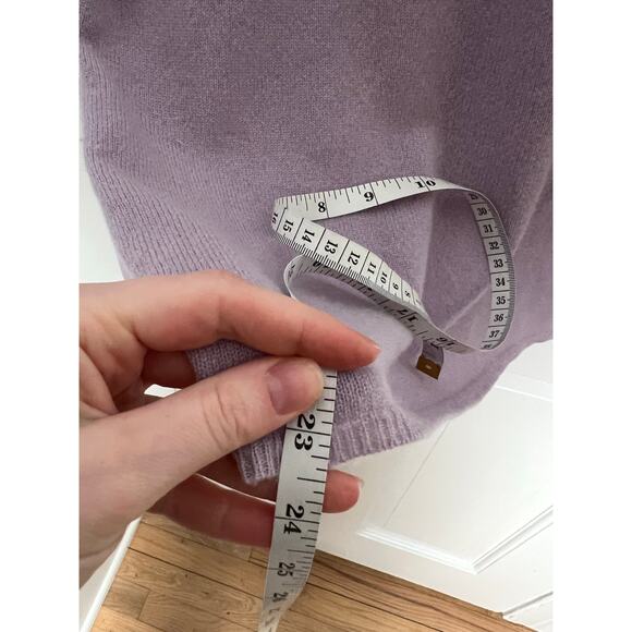 Charter Club Women's P M 100% Cashmere Sweater Purple V Neck Academia FLAWS - Picture 5 of 11